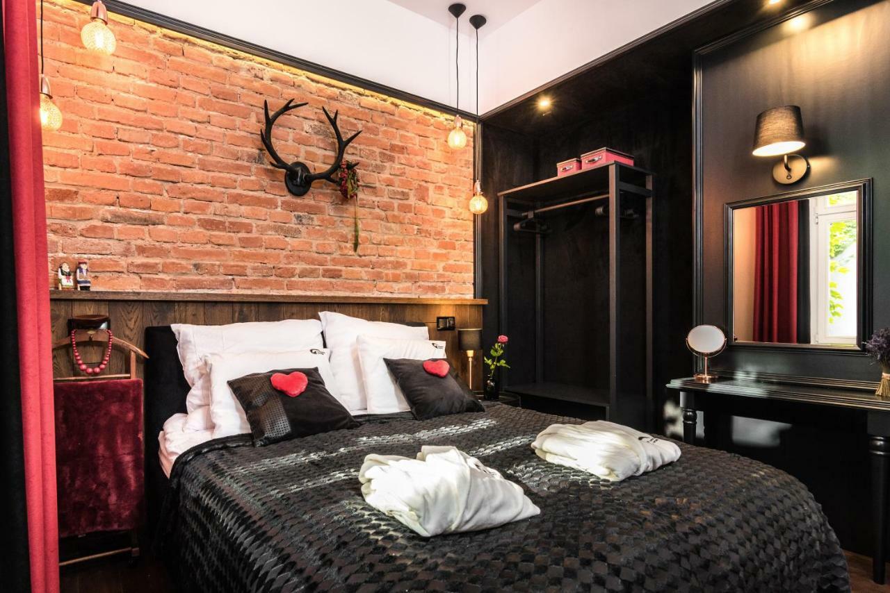 Wooden Horse - New Apartment - Old Town Cracovie Extérieur photo
